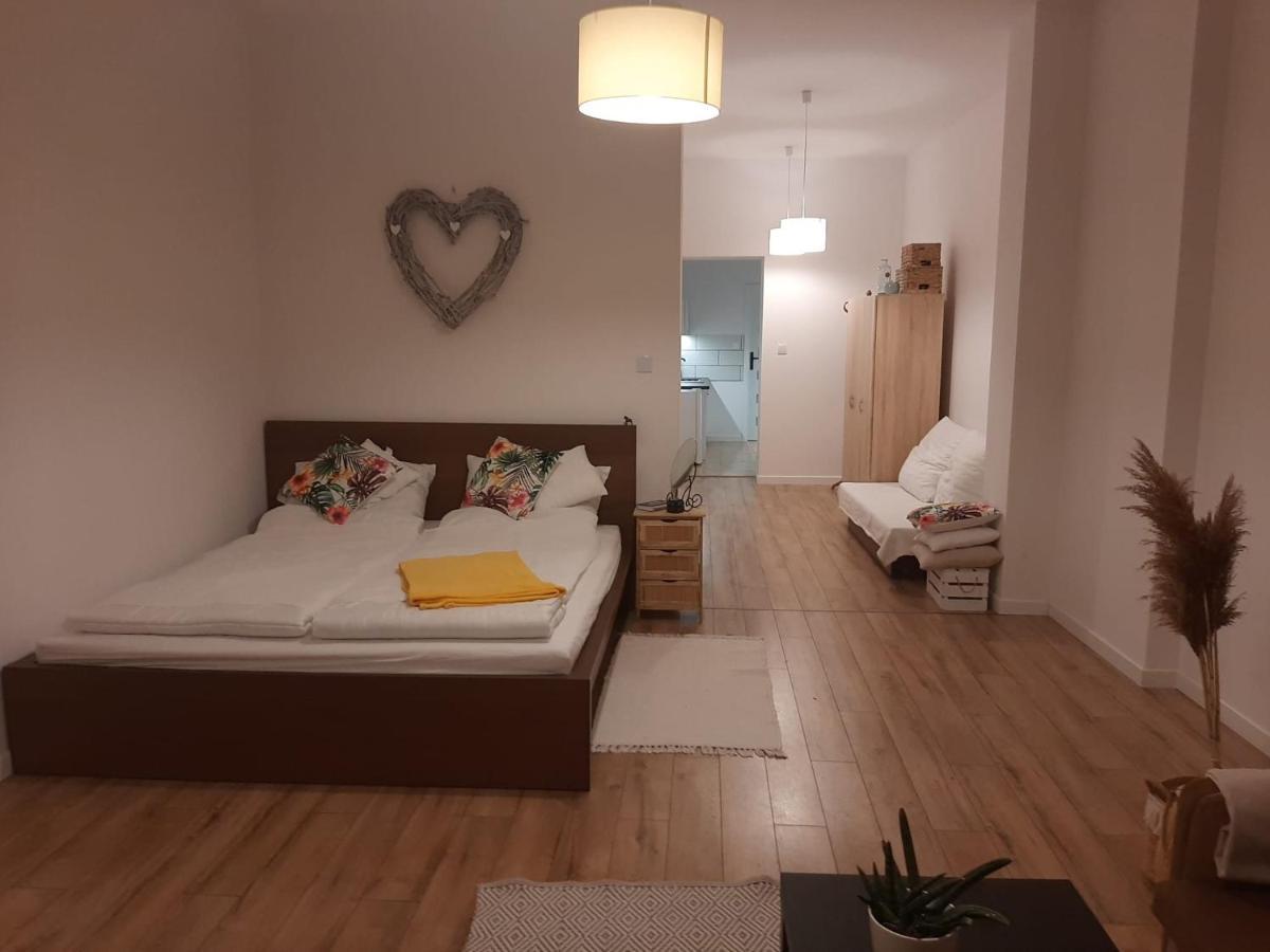 Apartamenty Jednosci 46 Wroclaw Luaran gambar